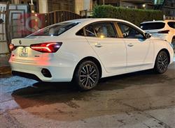 MG 5 Plus